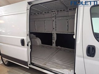 PEUGEOT Boxer 335 2.2 BlueHDi 140 S&S PLM-TM Furgone