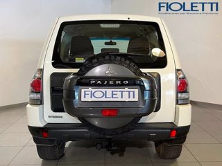 MITSUBISHI Pajero 3.2 DI-D 16V aut. 3p. Intense DPF