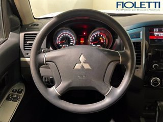 MITSUBISHI Pajero 3.2 DI-D 16V aut. 3p. Intense DPF