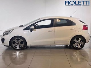 KIA Rio 5p 1.2 cvvt cool