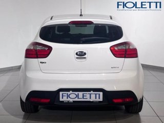 KIA Rio 5p 1.2 cvvt cool