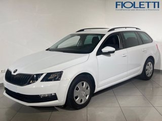 SKODA Octavia 1.6 TDI SCR 115 CV DSG Wagon Executive