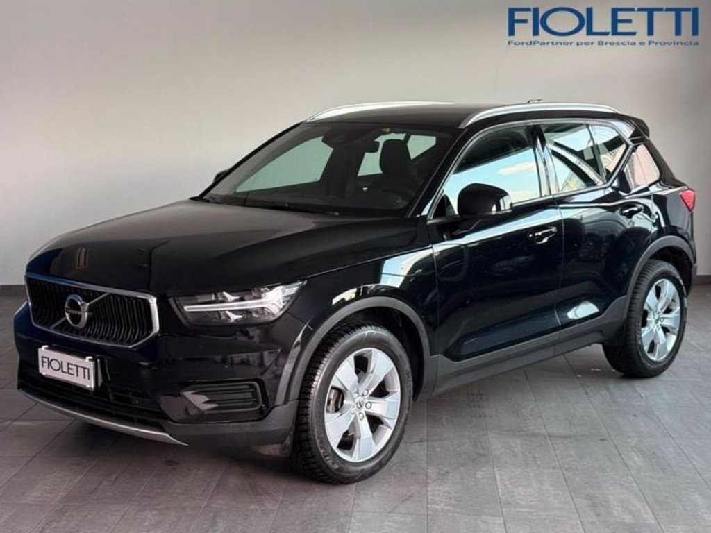 VOLVO XC40 T3 Geartronic Momentum Pro