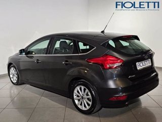 FORD Focus 3 SERIE 1.6 120 CV GPL TITANIUM