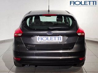 FORD Focus 3 SERIE 1.6 120 CV GPL TITANIUM