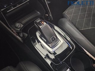 PEUGEOT 2008 PureTech 130 S&S EAT8 GT Pack